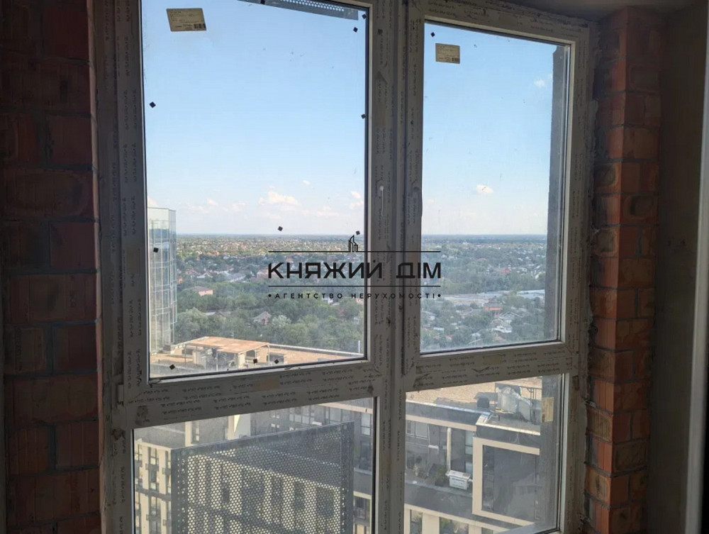 Видова 2-кімнатна квартира в ЖК Славутич Київ - зображення 1