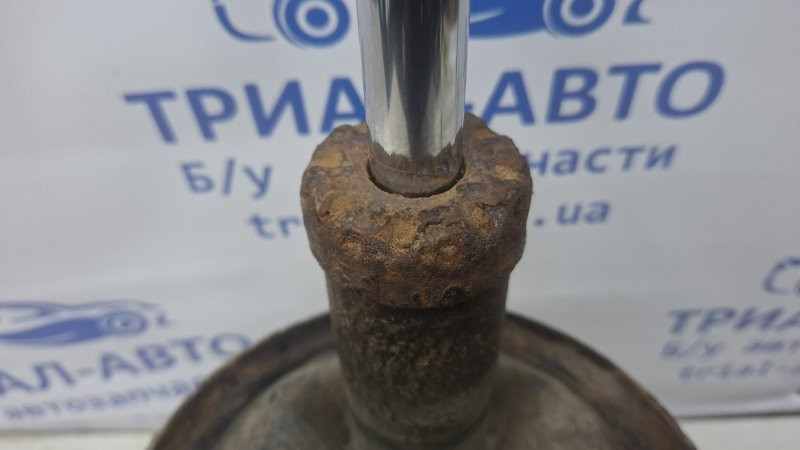 Амортизатор передний правый Mitsubishi Lancer 9 1.6 БЕНЗИН 4G18 2003 (б/у) Киев - изображение 2