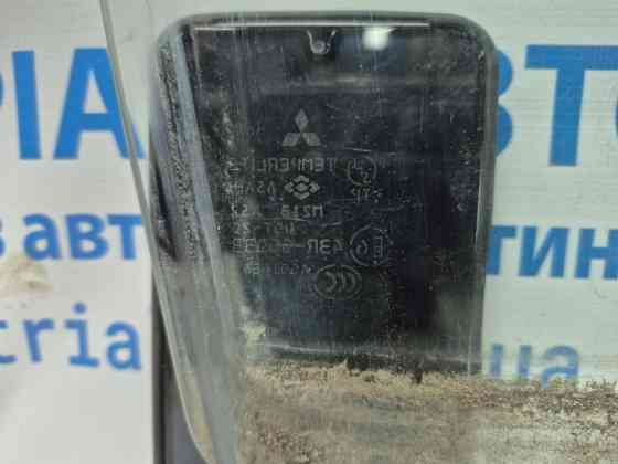 Стекло двери переднее правое Mitsubishi Pajero Wagon 1999-2006 MR436974 (Арт. 68621) Київ