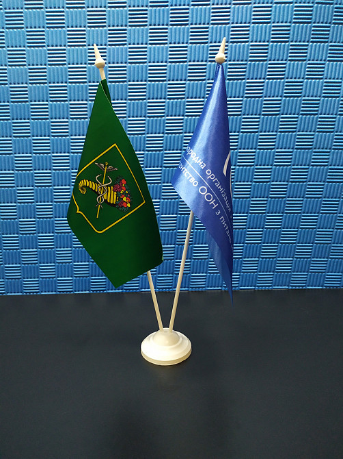 Подставка для флажков пластиковая настольная двухрожковая Київ - зображення 4