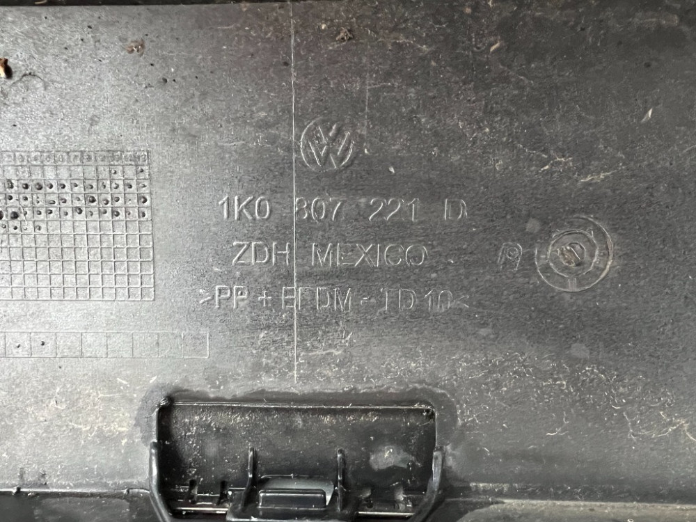 Бампер передний VW Golf 5 2003-2008 универсал Ковель - изображение 5