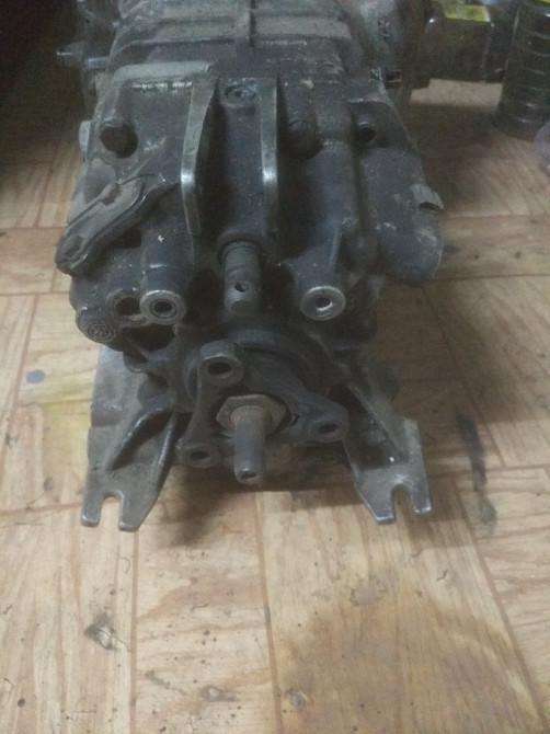 Коробка передач 2400037090 bmw e30 1.6 1.8 БМВ м40 Винница - изображение 5