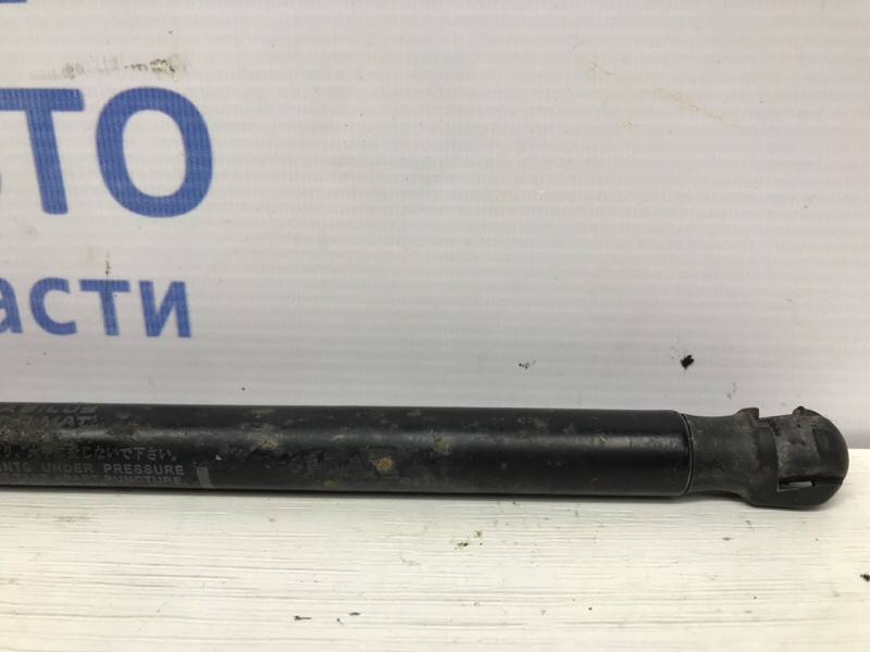 Амортизатор крышки багажника Mitsubishi Outlander XL 2.2 DIESEL 4N14 2007 (б/у) Киев - изображение 3