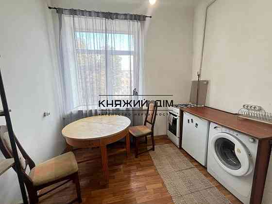 ОРЕНДА 1к.кв. м. Золоті Ворота вул. Рейтарська 2 код. 11978 Киев
