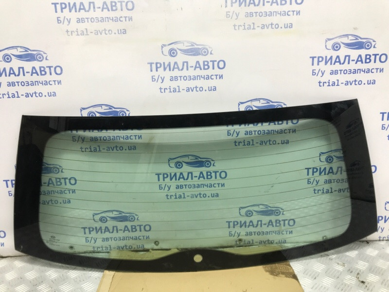 Стекло крышки багажника Kia Ceed ED 1.6 DIESEL D4FB 2006 (б/у) Київ - зображення 1