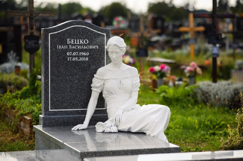 Памятник на могилу создание памятников и скульптур Київ - зображення 1