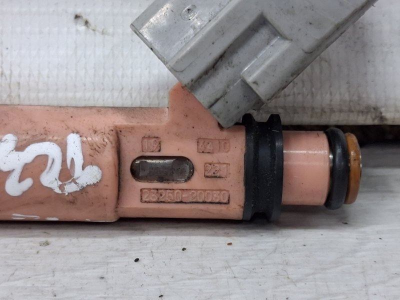 Форсунка топливная Toyota Camry XV30 3.0 БЕНЗИН 1MZFE 2001 (б/у) Київ - зображення 2