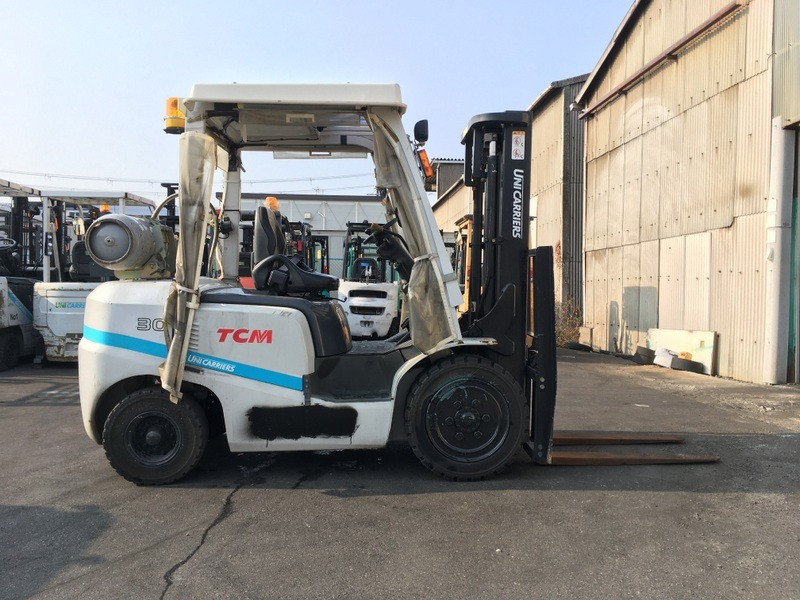 Газ-бензиновий навантажувач TCM (Nissan), із напрацюванням 1903 мотогодин. Модель: FGE30T4 Вінниця - зображення 1