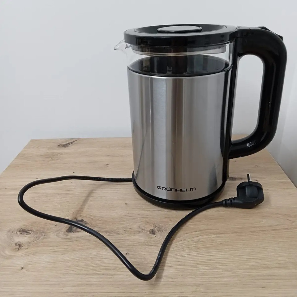 Электрочайник Grunhelm EKG-2401S 1.8 л серебристый Киев - изображение 4