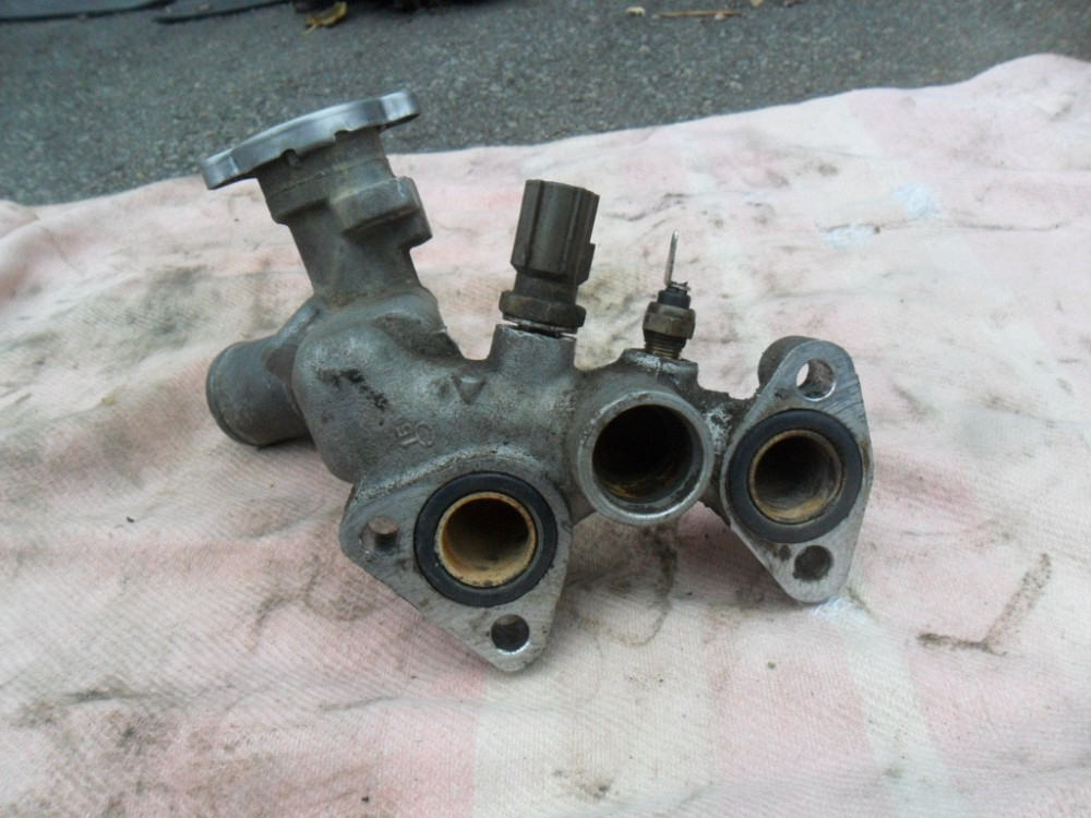 Mazda KL611517ZA, Горловина радиатора Мазда Кседокс 2.0, V6, оригінал Винница - изображение 4