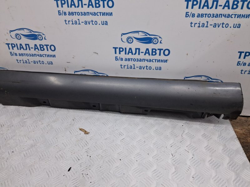 Накладка порога внешняя правая Toyota Avensis T25 2.2 DIESEL 2ADFTV 2002 (б/у) Київ - зображення 8