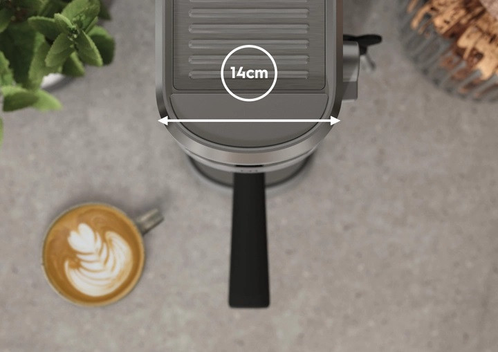 Кофеварка рожковая Electrolux E6EС1-6ST 1300 Вт серебристая Киев - изображение 3