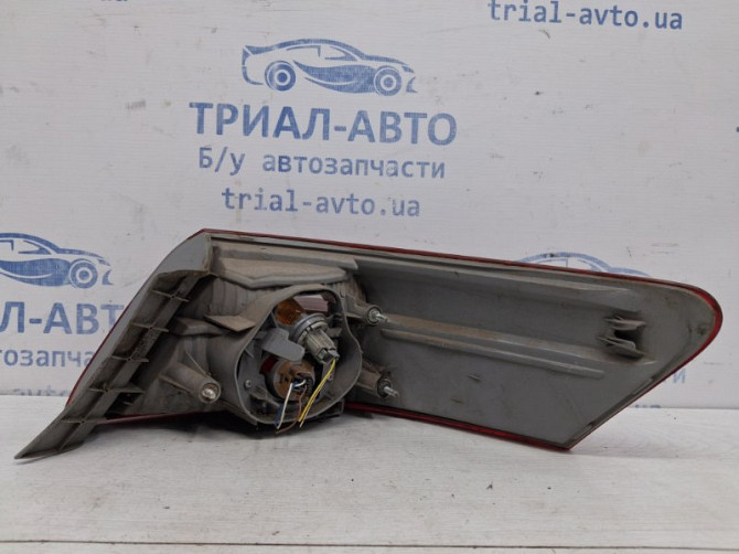 Фонарь задний внешний левый Toyota Camry 40 2.4 БЕНЗИН 2AZFE 2006 (б/у) Киев - изображение 4