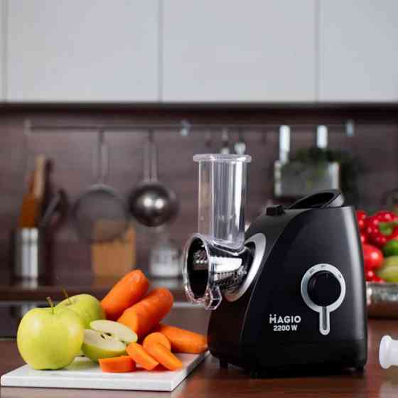 Мясорубка Magio MG-270 2200 Вт черная Киев