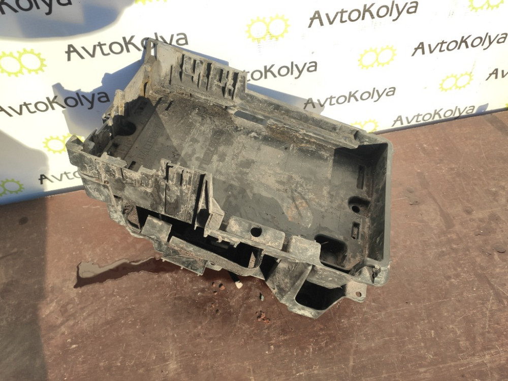 Корпус под аккумулятор Opel Meriva B 2010-2017 (13312806) Ковель - изображение 1