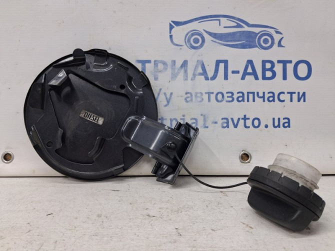 Лючок бака Mazda 3 2013-2019 B45C42410 (Арт. 63931) Київ - зображення 2