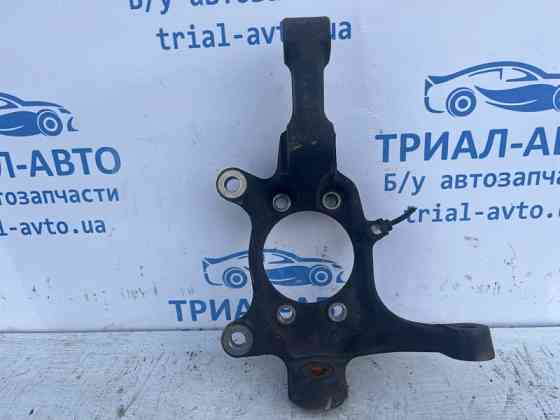 Кулак поворотный правый без ступицы Infiniti FX S50 3.5 БЕНЗИН VQ35DE 2002 (б/у) Киев