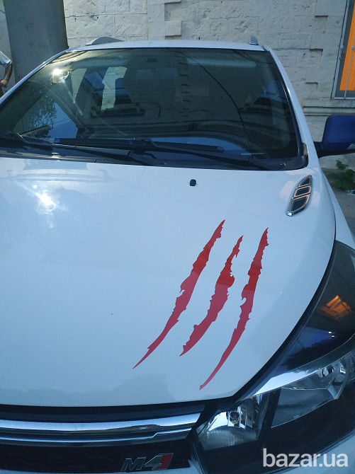 Наклейка на авто-мото в виде Царапины Когтем Красные Светоотражающая Бориспіль - зображення 4