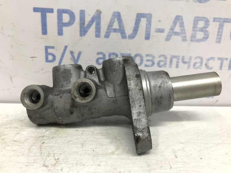 Тормозной цилиндр главный Mitsubishi ASX GA 1.8 DIESEL 4N13 2010 (б/у) Київ - зображення 1