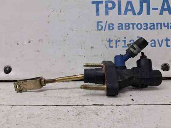Цилиндр сцепления главный Toyota Avensis T25 2.2 DIESEL 2ADFTV 2002 (б/у) Киев