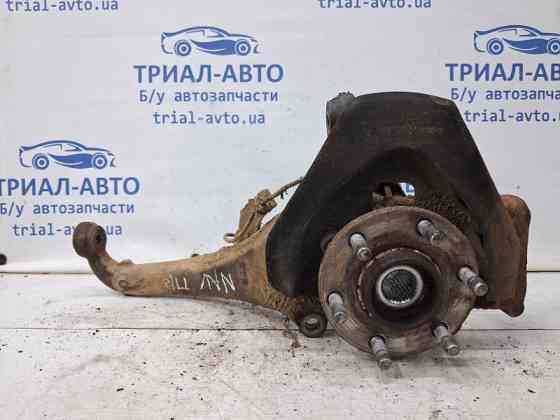 Кулак поворотный правый со ступицей Nissan Navara D40 2.5 DIESEL YD25DDTI 2004 (б/у) Київ