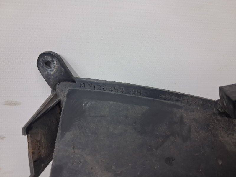Накладка бампера Mitsubishi Lancer 2003-2009 MN126454 (Арт. 86732) Київ - зображення 4