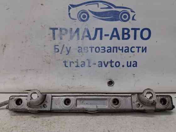 Топливная рампа Toyota Auris 2006-2012 2381437050 (Арт. 64329) Киев