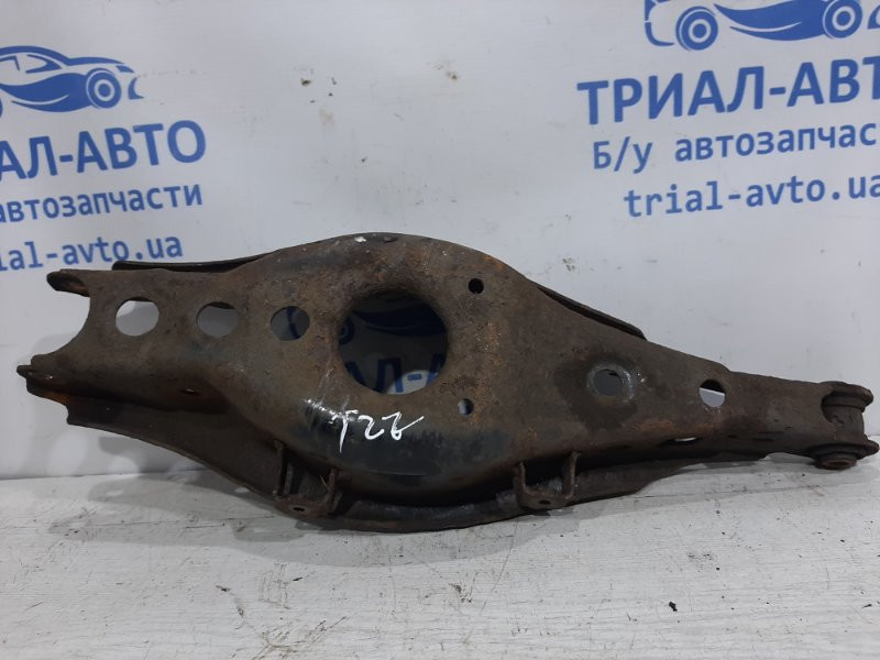Рычаг задней подвески нижний поперечный (под пружину) Toyota Avensis T27 1.8 БЕНЗИН 2ZRFAE (б/у) Киев - изображение 1