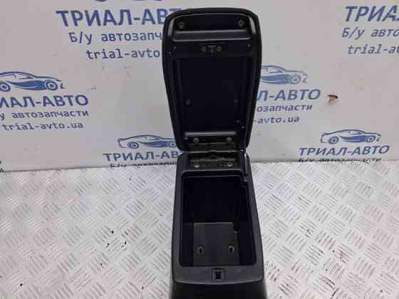 Подлокотник Mitsubishi Lancer 9 1.6 БЕНЗИН 4G18 2003 (б/у) Київ