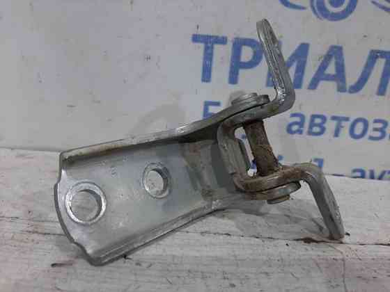 Петля двери задней левой нижняя Toyota Avensis 2002-2010 6878052031 (Арт. 26514) Київ