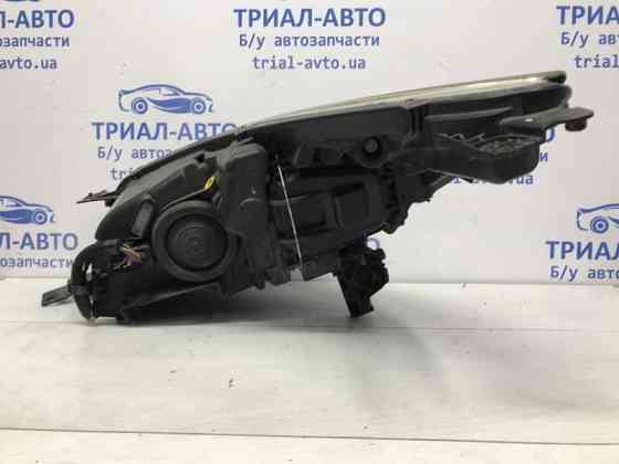 Фара правая галоген Ford Kuga CBS 2.0 DIESEL 2011 (б/у) Київ