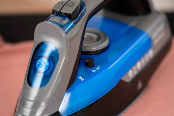 Утюг Zelmer ZIR3220 3000 Вт синий Киев - изображение 4