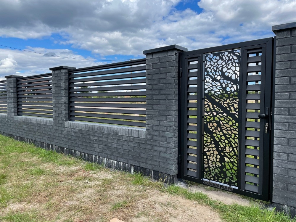 Оригінальний паркан — огорожа з декор вставкою від виробника Виноградів - зображення 4