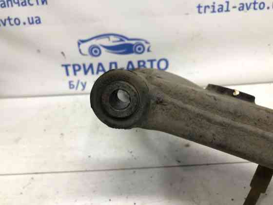 Рычаг правый Mitsubishi Lancer 9 1.6 БЕНЗИН 4G18 2003 (б/у) Киев