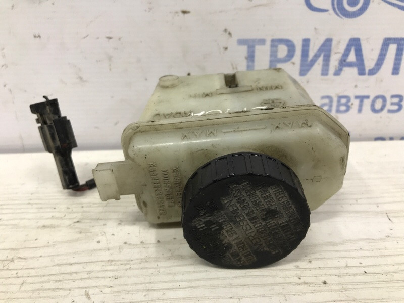 Бачок главного тормозного цилиндра Chevrolet Epica V250 2.0 X20D1 2006 (б/у) Київ - зображення 2