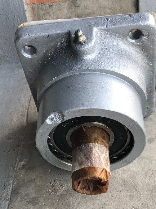 Підшипниковий вузол в зборі на полтавську машину ФЦЛ-7 для знімання пірʼя з птиці. Продам. Полтава - зображення 1