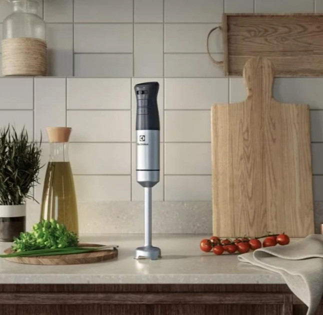 Блендер погружной Electrolux E5HB1-6SS 800 Вт черный Київ - зображення 2