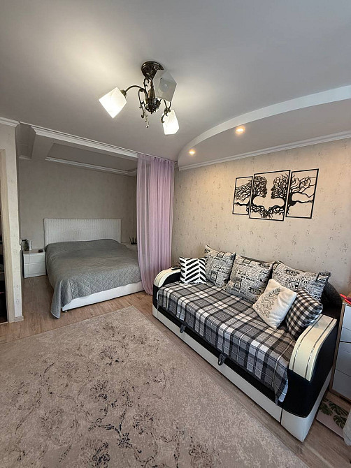 Однокімнатна, готова до проживання - з меблями та технікою Киев - изображение 4