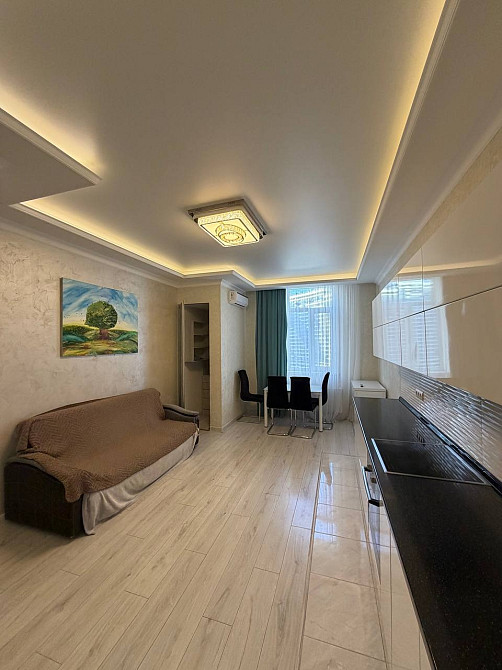 ТЕРМІНОВО! Продам двокімнатну квартиру з кухнею вітальнею в новобудові Одесса - изображение 4