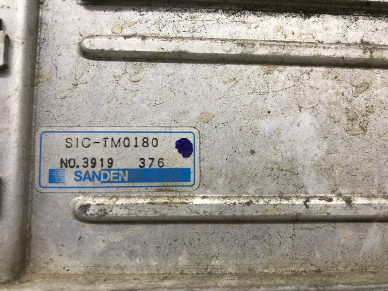 Радиатор интеркуллера Subaru Forester SJ 2.0 DIESEL EE20Z 2012 (б/у) Киев - изображение 6