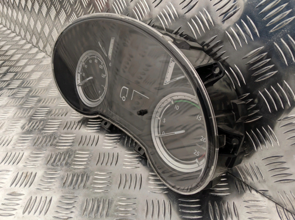 1958085 Щиток приборов DAF XF 106 Euro 6 1973170 Львов - изображение 4