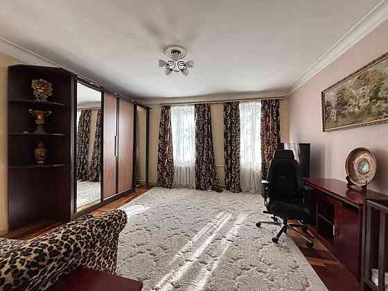 долгосрочная аренда 4-к дом Киев, Голосеевский, 1400 $/мес. Киев