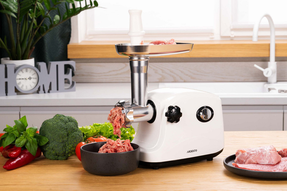 Мясорубка Ardesto MGA-1735R 1600 Вт белая Киев - изображение 4