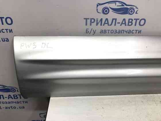 Накладка двери Mitsubishi Pajero Wagon 3 3.2 ДИЗЕЛЬ 4M41 1999 перед. лев. (б/у) Киев