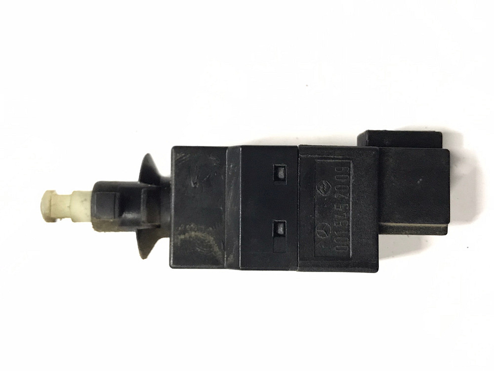 Бу датчик включения стопсигнала Mercedes 0015452009 Кропивницький - зображення 1