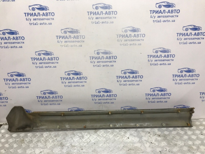 Накладка порога внешняя правая Mitsubishi Pajero Wagon 3 3.2 ДИЗЕЛЬ 4M41 2000 (б/у) Київ - зображення 4