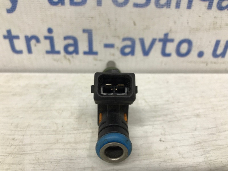 Форсунка топливная Chevrolet Cruze J300 1.8 2009 (б/у) Киев - изображение 2