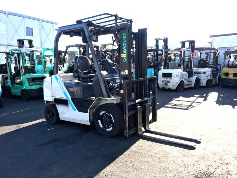 Газ-бензиновий навантажувач TCM (Nissan), із напрацюванням 3697 мотогодин. Модель: FHGE25T5 Дніпро - зображення 3