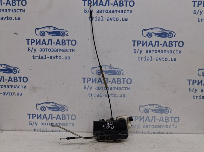 Замок двери передний правый Mitsubishi Pajero Wagon 3 3.2 ДИЗЕЛЬ 4M41 1999 (б/у) Київ - зображення 1