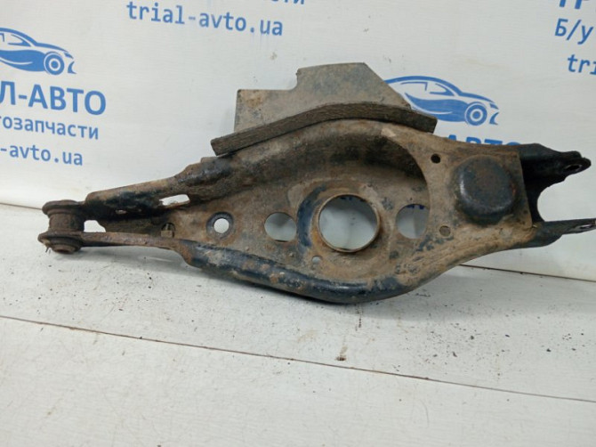 Рычаг задней подвески нижний поперечный (под пружину) Toyota RAV 4 A40 2.2 DIESEL 2ADFTV 2012 (б/у) Київ - зображення 2